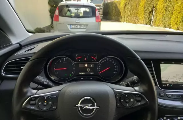 OPEL Grandland 