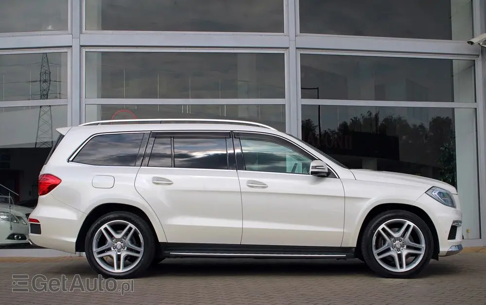 MERCEDES-BENZ GL 500 4-Matic