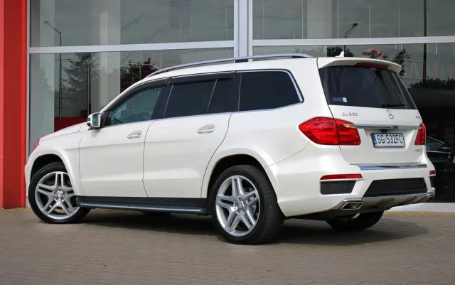 MERCEDES-BENZ GL 500 4-Matic