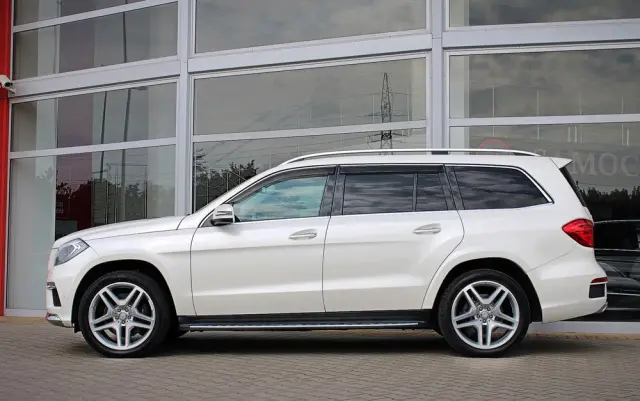 MERCEDES-BENZ GL 500 4-Matic