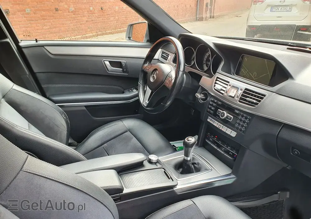 MERCEDES-BENZ Klasa E 250 CDI