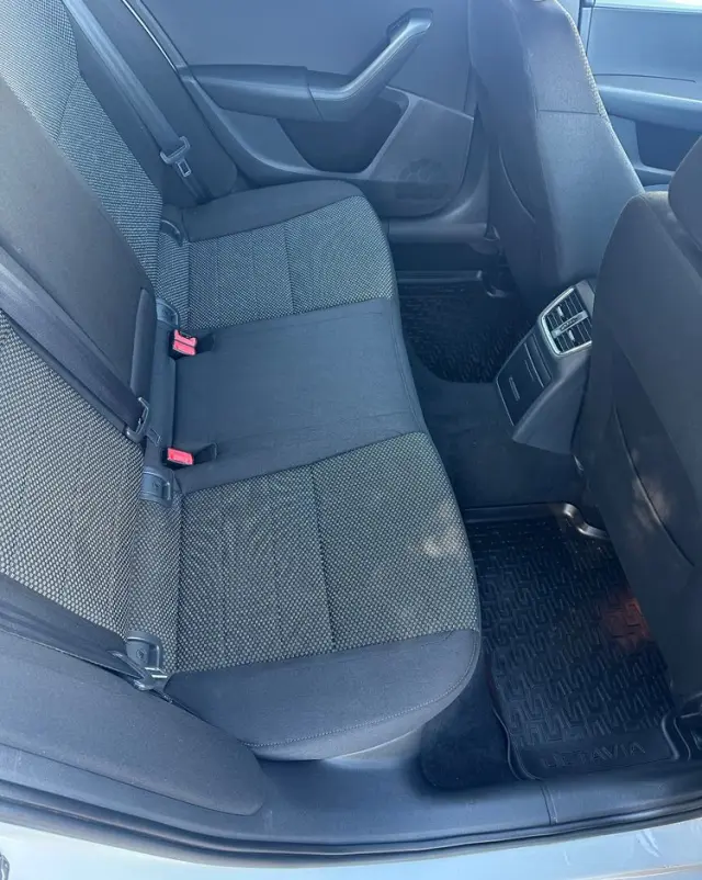 SKODA Octavia 1.6 TDI 4x4 Ambition