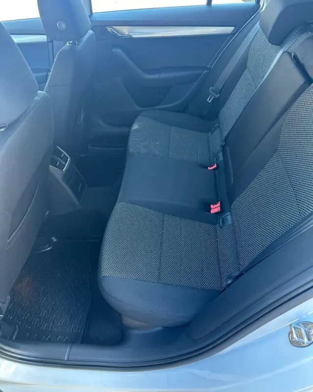 SKODA Octavia 1.6 TDI 4x4 Ambition