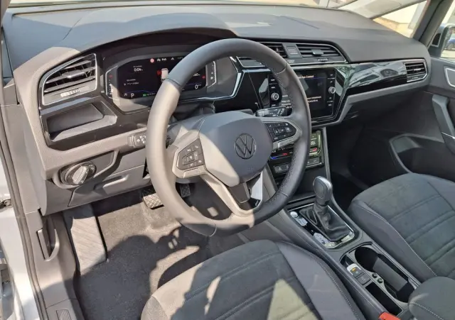 VOLKSWAGEN Touran 1.5 TSI EVO Highline DSG