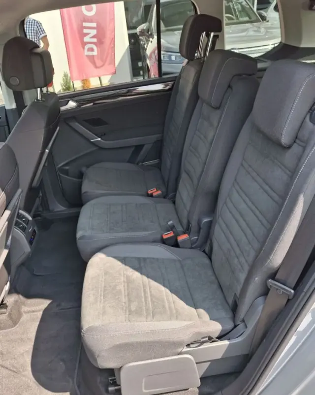 VOLKSWAGEN Touran 1.5 TSI EVO Highline DSG