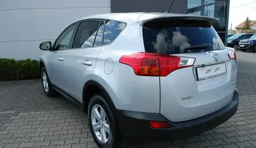 TOYOTA Rav 4 