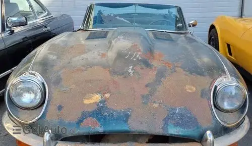 JAGUAR E-type 