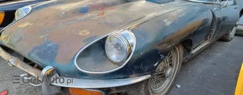 JAGUAR E-type 