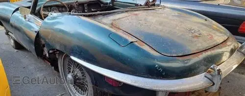 JAGUAR E-type 