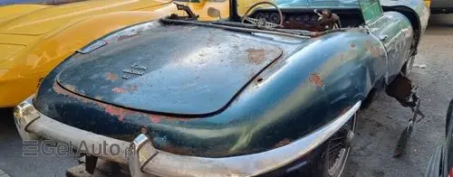 JAGUAR E-type 