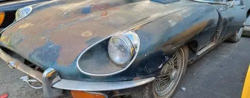 JAGUAR E-type 