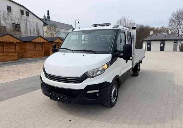 IVECO DAILY 35C14 WYWROTKA TROJSTRONNA PODWÓJNA KABINA DOKA 7 MIEJSC TEMPOMAT  KLIMATYZACJA 140KM Doka Euro 6 