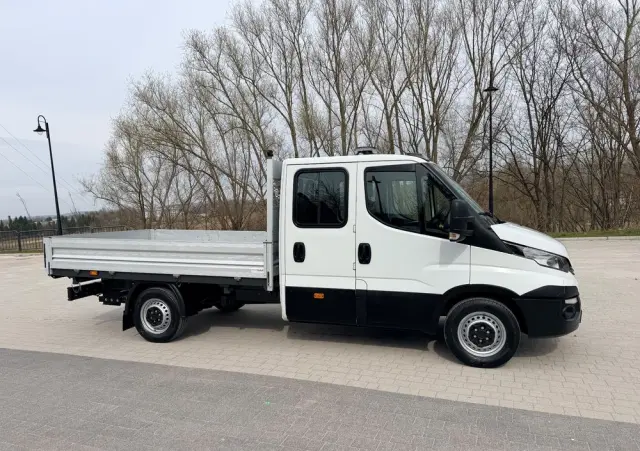 IVECO DAILY 35C14 WYWROTKA TROJSTRONNA PODWÓJNA KABINA DOKA 7 MIEJSC TEMPOMAT  KLIMATYZACJA 140KM Doka Euro 6 