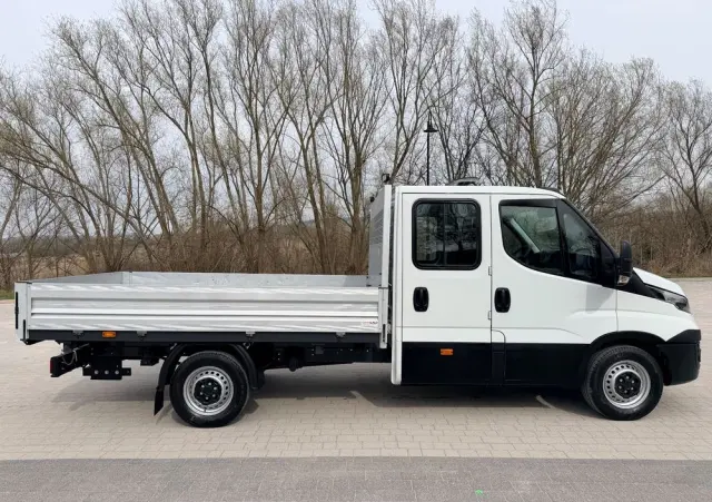 IVECO DAILY 35C14 WYWROTKA TROJSTRONNA PODWÓJNA KABINA DOKA 7 MIEJSC TEMPOMAT  KLIMATYZACJA 140KM Doka Euro 6 