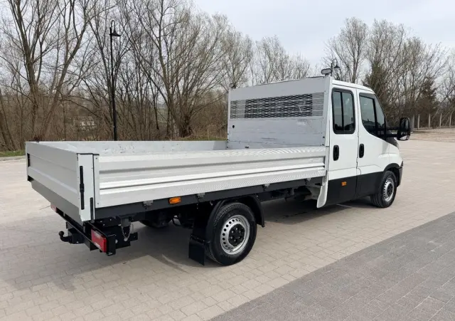 IVECO DAILY 35C14 WYWROTKA TROJSTRONNA PODWÓJNA KABINA DOKA 7 MIEJSC TEMPOMAT  KLIMATYZACJA 140KM Doka Euro 6 