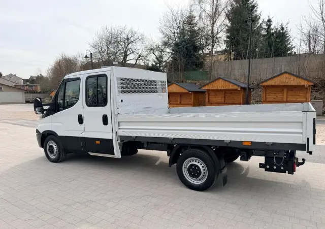 IVECO DAILY 35C14 WYWROTKA TROJSTRONNA PODWÓJNA KABINA DOKA 7 MIEJSC TEMPOMAT  KLIMATYZACJA 140KM Doka Euro 6 