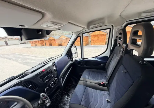 IVECO DAILY 35C14 WYWROTKA TROJSTRONNA PODWÓJNA KABINA DOKA 7 MIEJSC TEMPOMAT  KLIMATYZACJA 140KM Doka Euro 6 