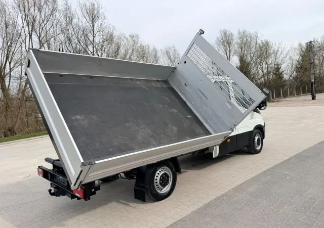 IVECO DAILY 35C14 WYWROTKA TROJSTRONNA PODWÓJNA KABINA DOKA 7 MIEJSC TEMPOMAT  KLIMATYZACJA 140KM Doka Euro 6 