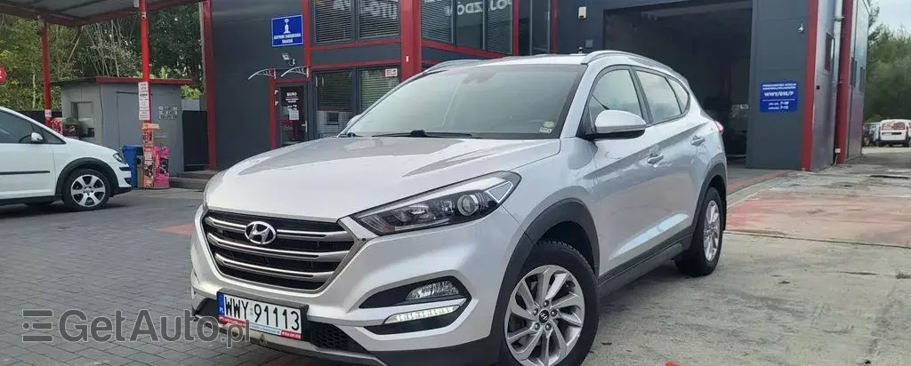 HYUNDAI Tucson 