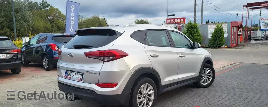 HYUNDAI Tucson 