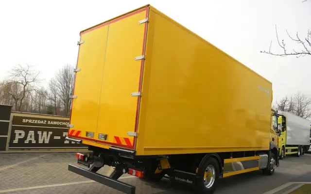 MERCEDES-BENZ ANTOS 1830///* 2018///* PRZEB JEDYNE 39 TYŚ///* KONTENER///* 18000KG///* ALUFELGI///* STAN JAK NOWY 