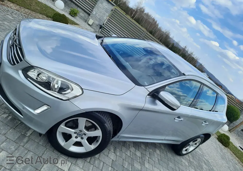VOLVO XC 60 D4 Geartronic Inscription