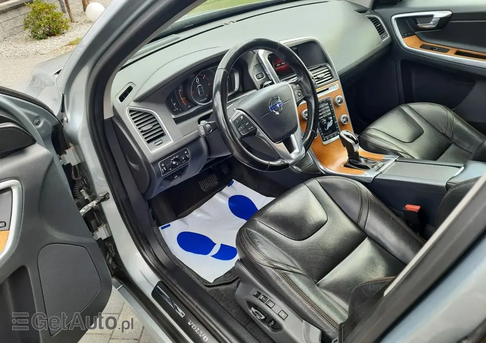 VOLVO XC 60 D4 Geartronic Inscription