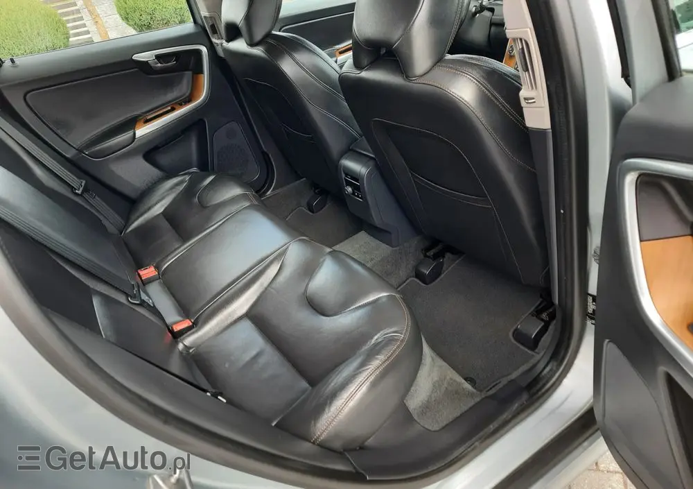 VOLVO XC 60 D4 Geartronic Inscription