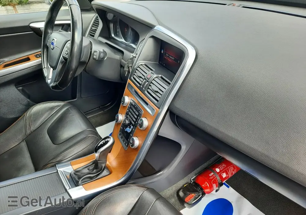 VOLVO XC 60 D4 Geartronic Inscription