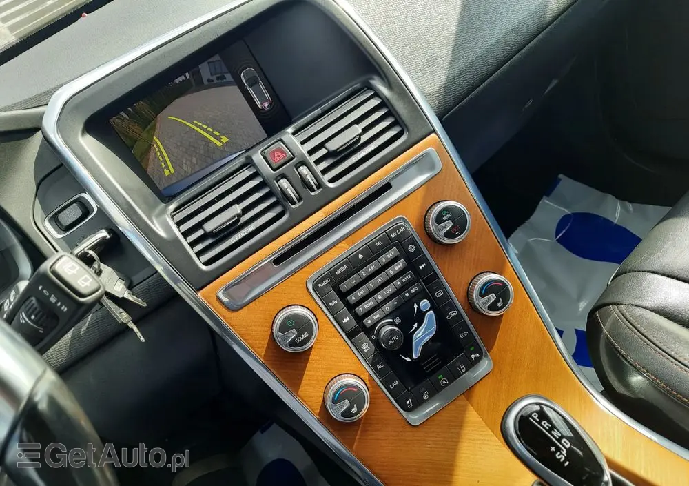 VOLVO XC 60 D4 Geartronic Inscription