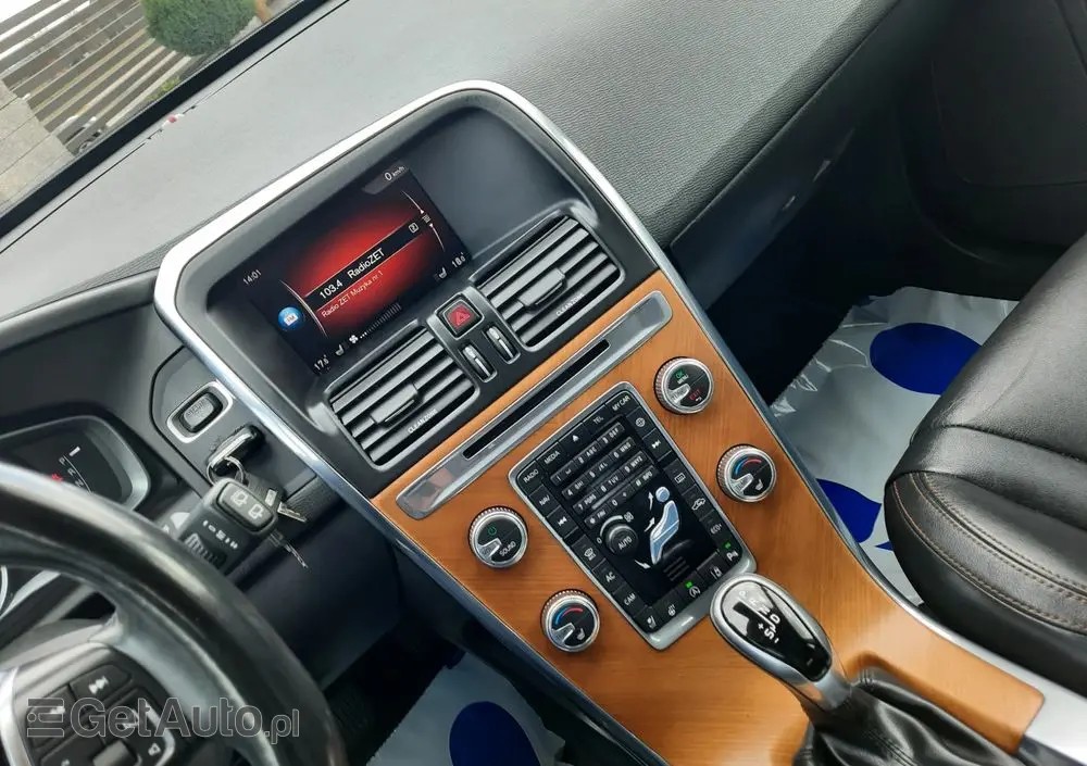 VOLVO XC 60 D4 Geartronic Inscription