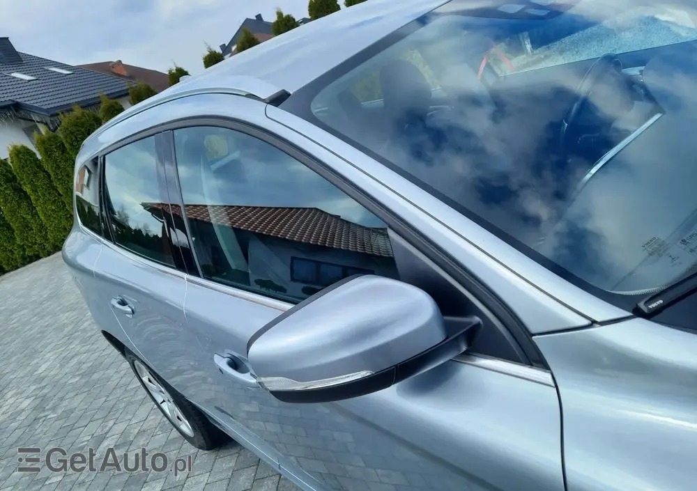 VOLVO XC 60 D4 Geartronic Inscription