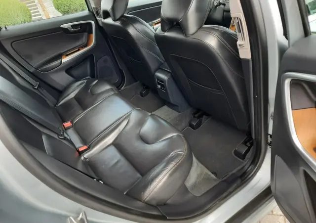 VOLVO XC 60 D4 Geartronic Inscription