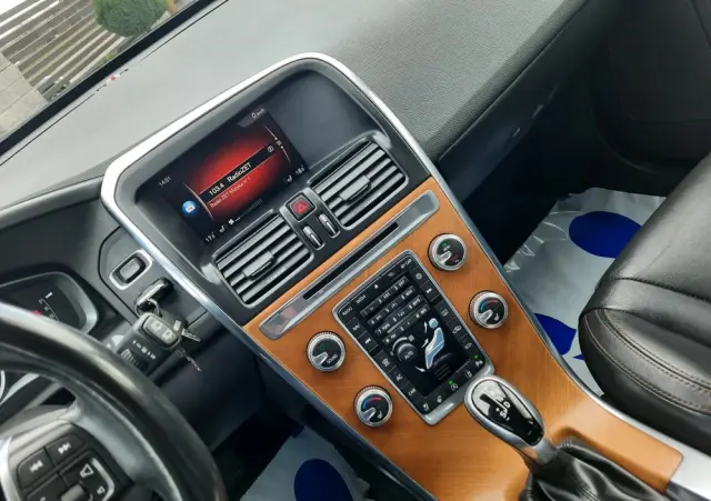 VOLVO XC 60 D4 Geartronic Inscription