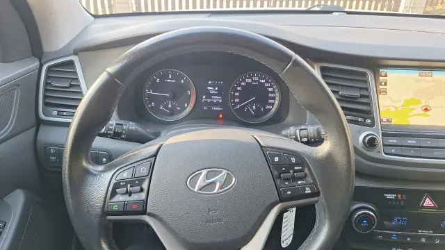 HYUNDAI Tucson Premium