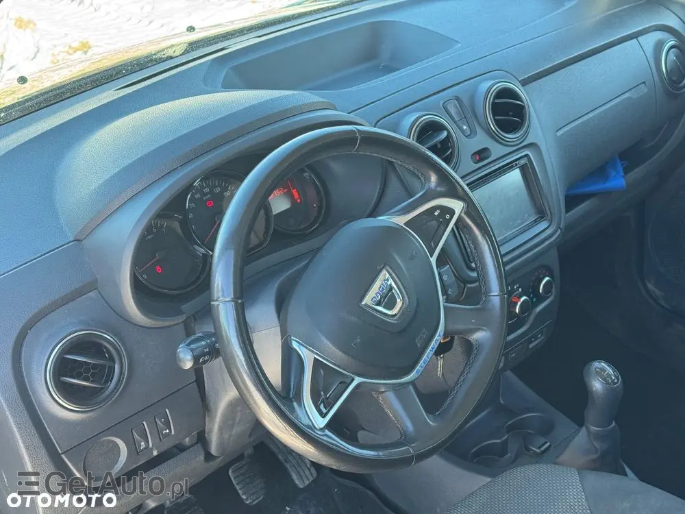 DACIA Lodgy 1.6 SCe Laureate S&S