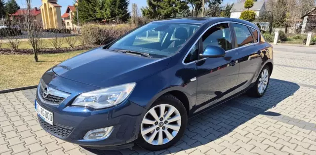 OPEL Astra 