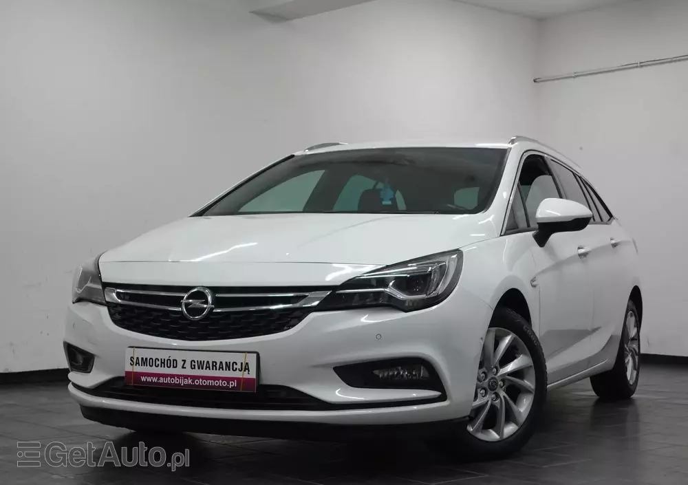 OPEL Astra IV 1.6 CDTI Cosmo