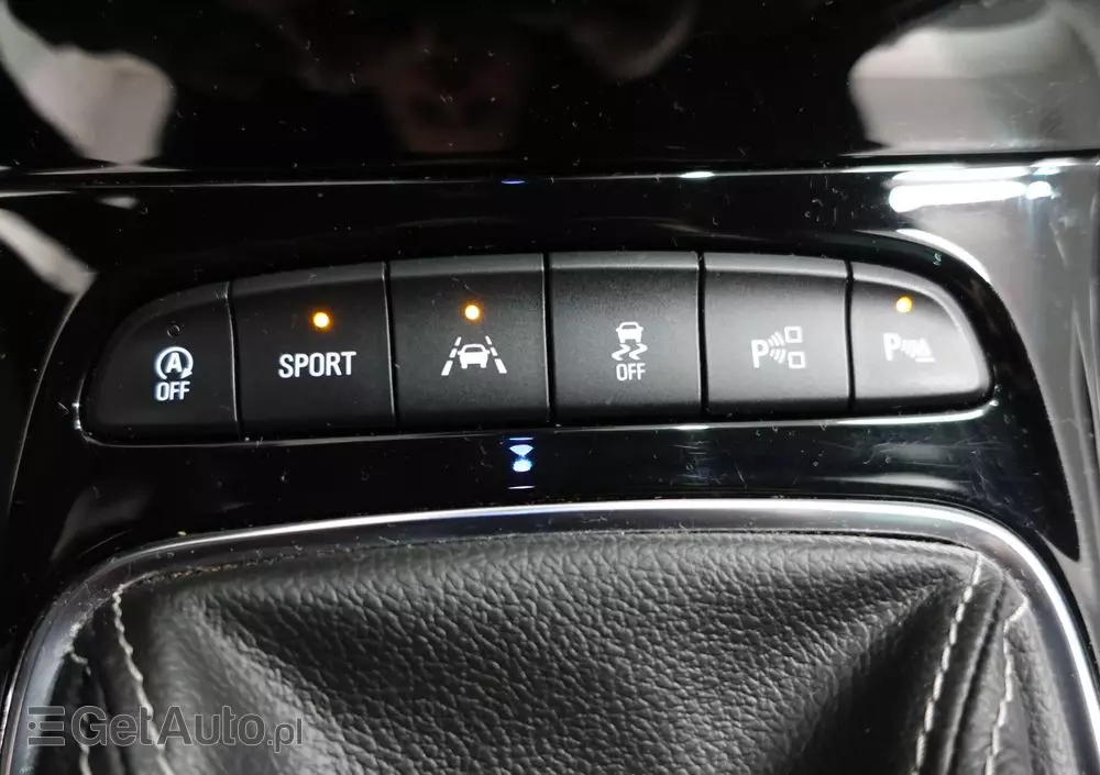 OPEL Astra IV 1.6 CDTI Cosmo