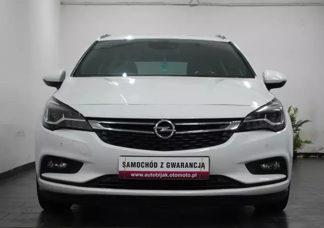 OPEL Astra IV 1.6 CDTI Cosmo