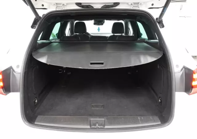 OPEL Astra IV 1.6 CDTI Cosmo