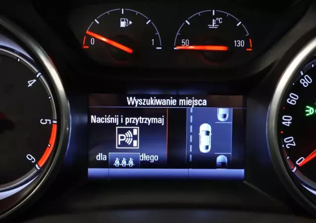 OPEL Astra IV 1.6 CDTI Cosmo