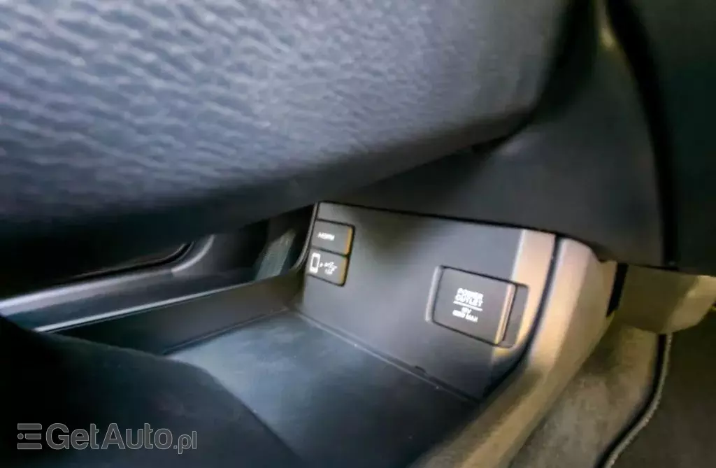 HONDA Civic 1.5 VTEC (182 KM) CVT Turbo