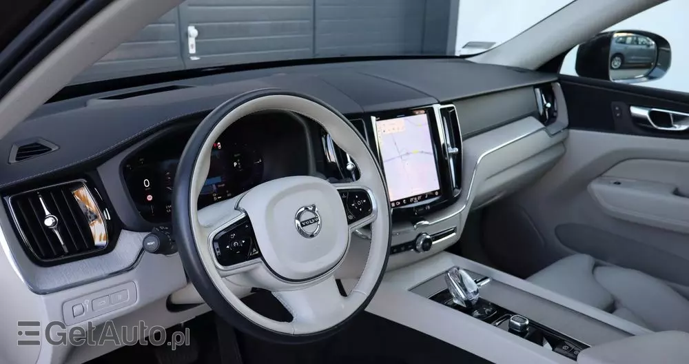 VOLVO XC 60 T8 Plug-In Hybrid AWD Inscription