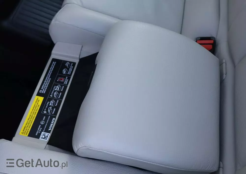 VOLVO XC 60 T8 Plug-In Hybrid AWD Inscription