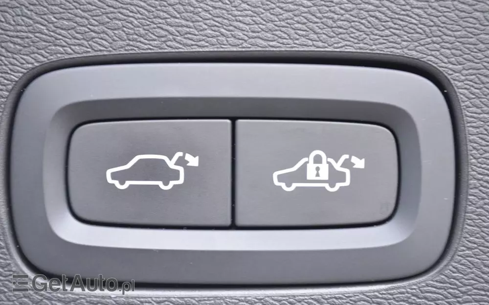 VOLVO XC 60 T8 Plug-In Hybrid AWD Inscription