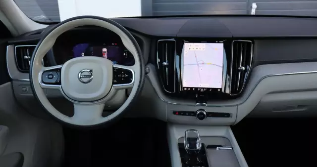 VOLVO XC 60 T8 Plug-In Hybrid AWD Inscription