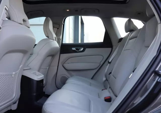 VOLVO XC 60 T8 Plug-In Hybrid AWD Inscription