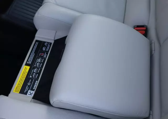 VOLVO XC 60 T8 Plug-In Hybrid AWD Inscription