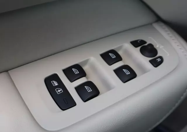 VOLVO XC 60 T8 Plug-In Hybrid AWD Inscription